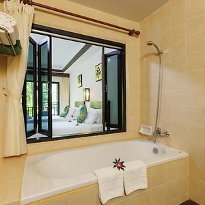 King Room Garden View